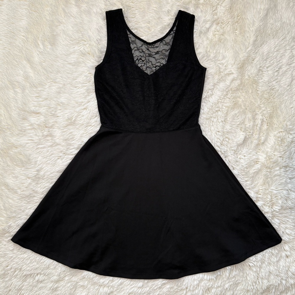 Black Sweetheart Neck Lace Sleeveless Dress